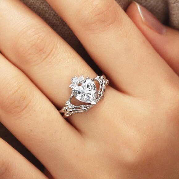 🎀Hollow Heart Romantic Beautiful Silver Plated Heart Ring for Women,UNVN12208 - Picture 5 of 6